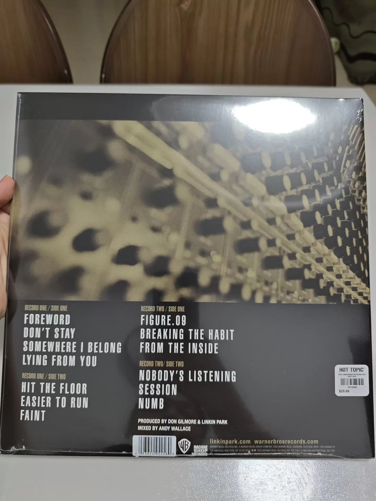 Linkin Park – Meteora 2013 Hot Topic Gold Vinyl LP — product detail 3