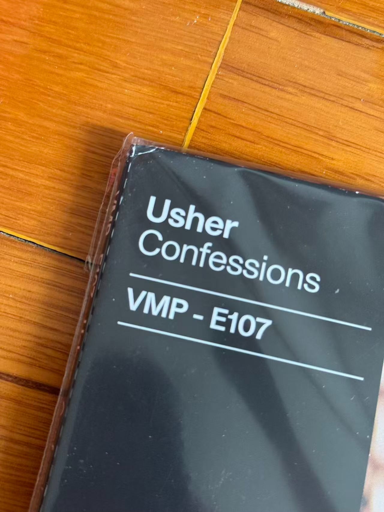 Usher – Confessions VMP Gold Vinyl 2LP
