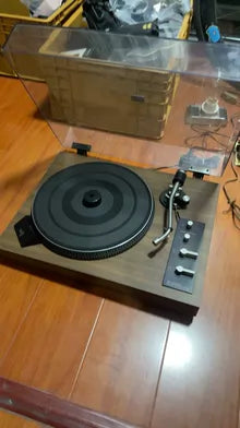 Yamaha YP-511 Direct-Drive Turntable