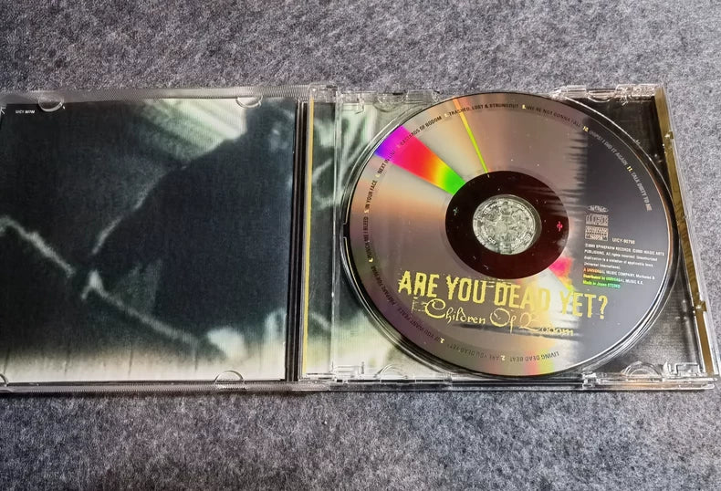 SHM-CD and booklet