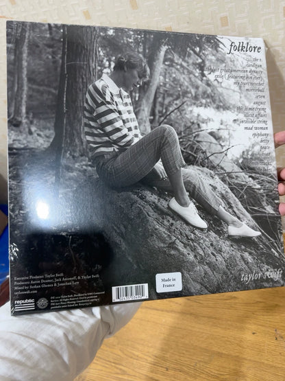 Taylor Swift – Folklore – Meet Me Behind the Mall – Target Vinyl 2LP