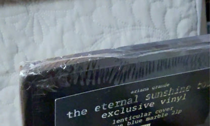 Upper-left sleeve corner wear