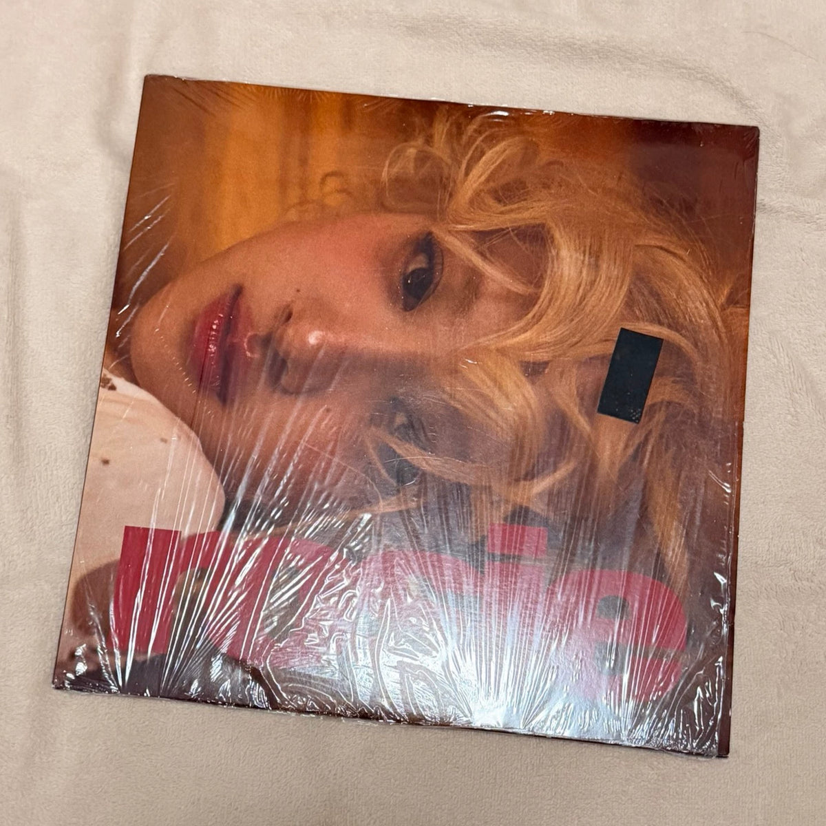 ROSÉ – Rosie – US Apple Red Vinyl LP (No Photocard)