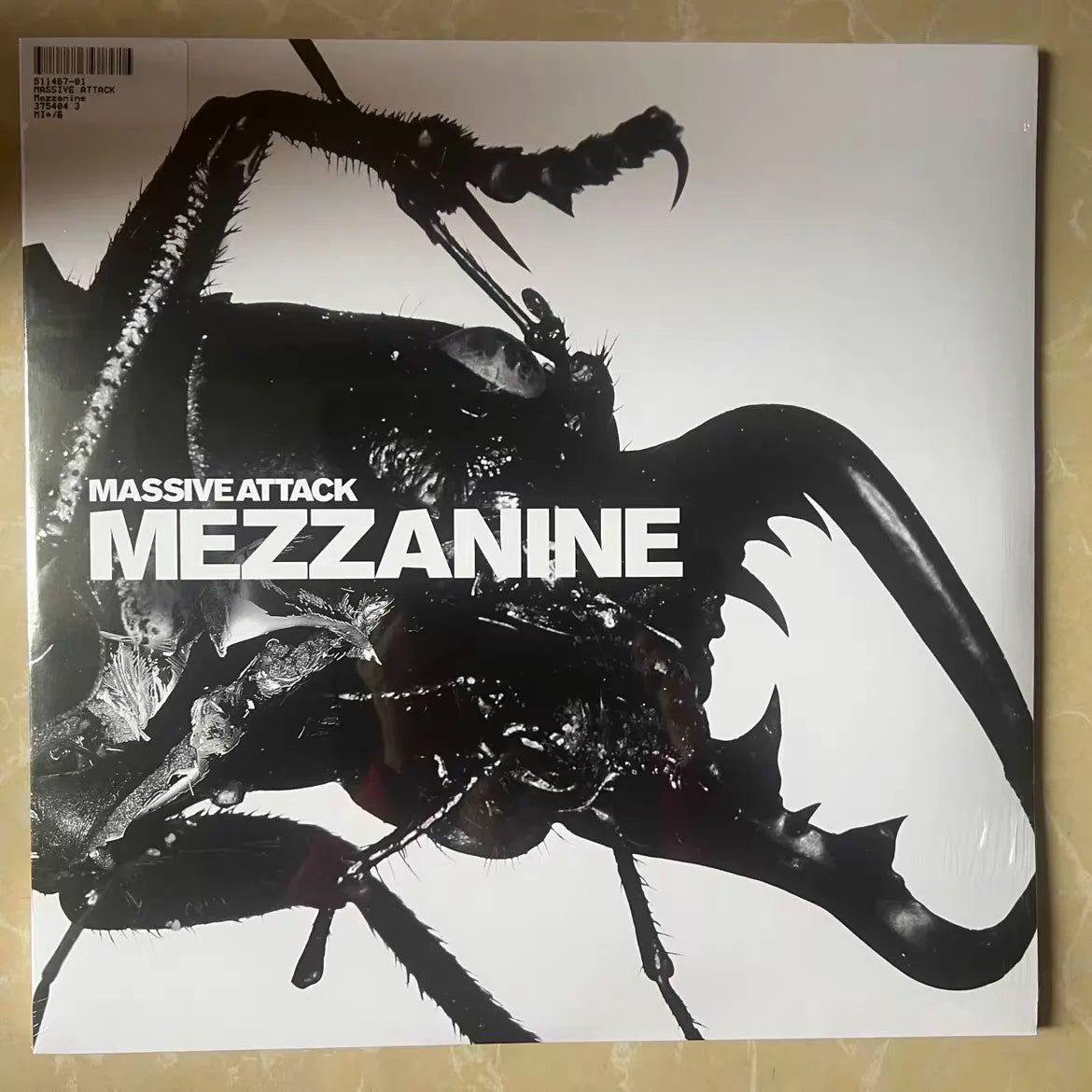 Massive Attack – Mezzanine (2LP) – product photograph 1