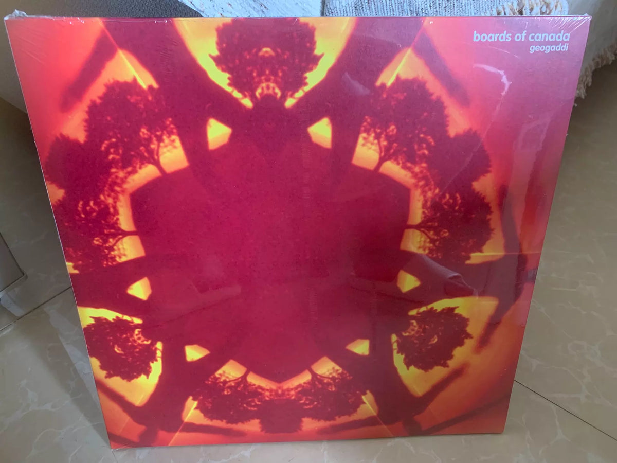 Boards of Canada – Geogaddi (3LP) – photo 1