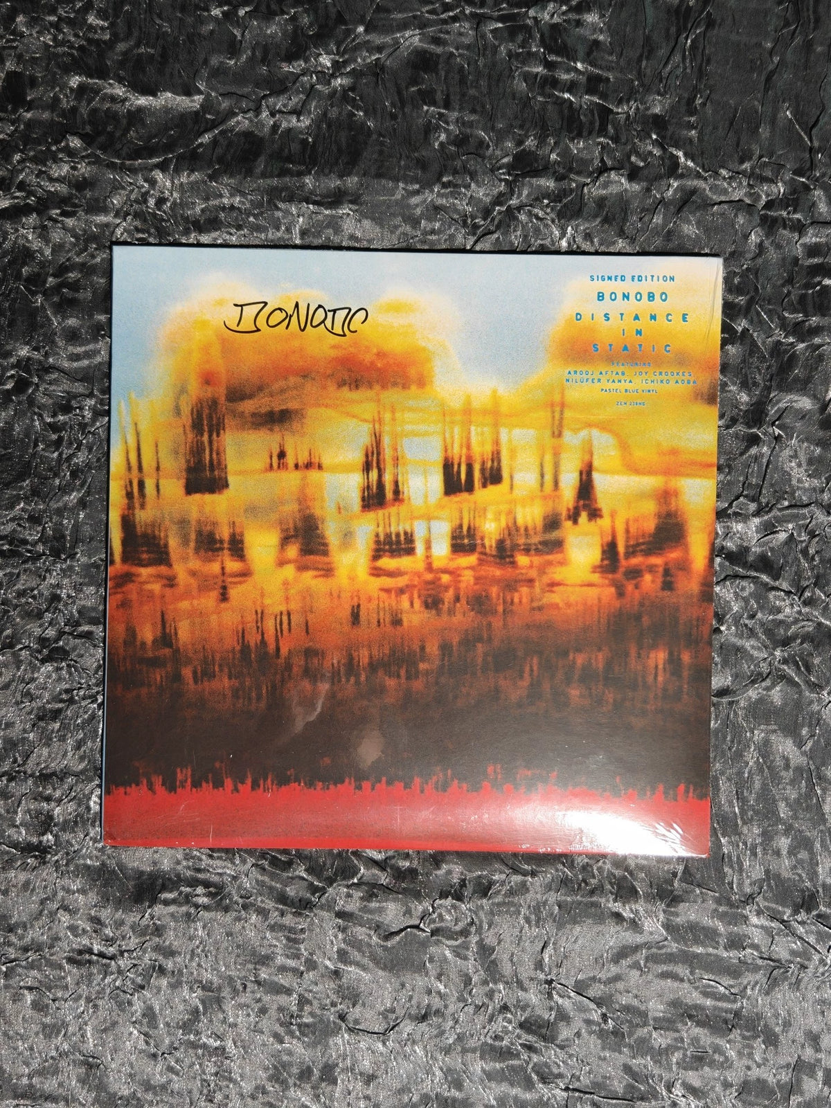 Bonobo – Distance In Static – Signed Pastel Blue Vinyl (2LP) – photo 1