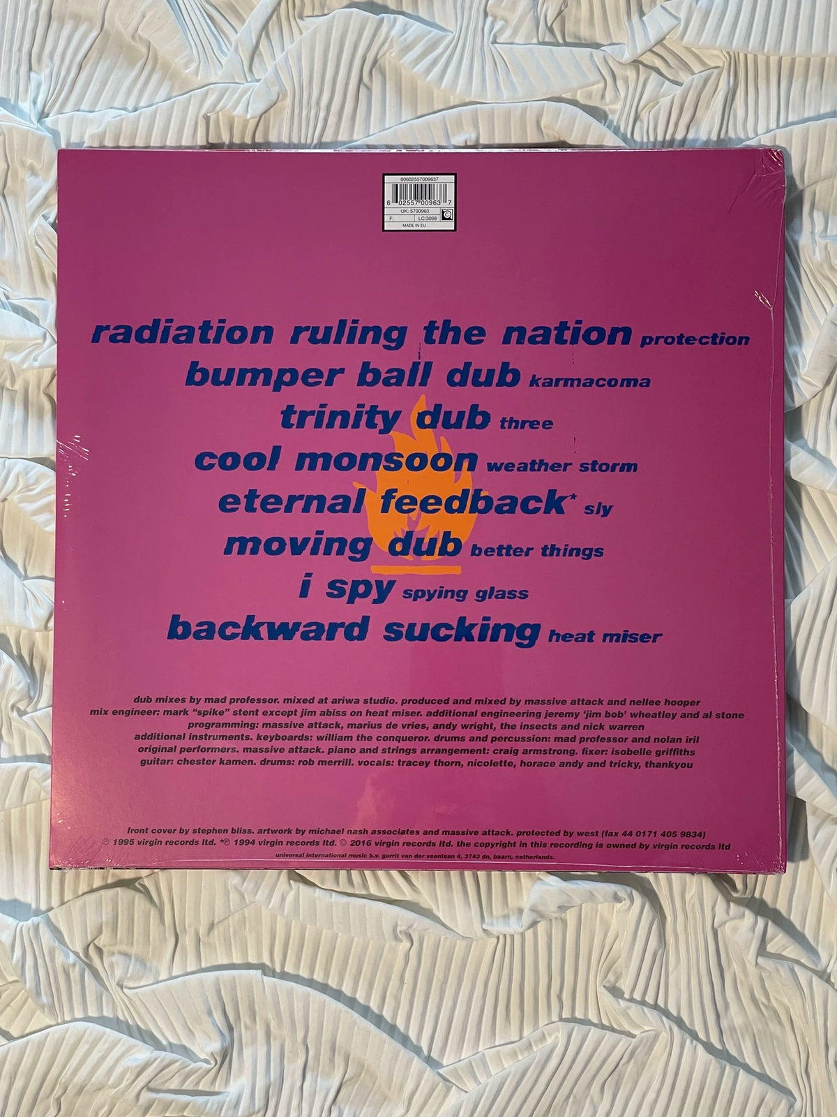 Massive Attack vs Mad Professor – No Protection (LP) – product photograph 2