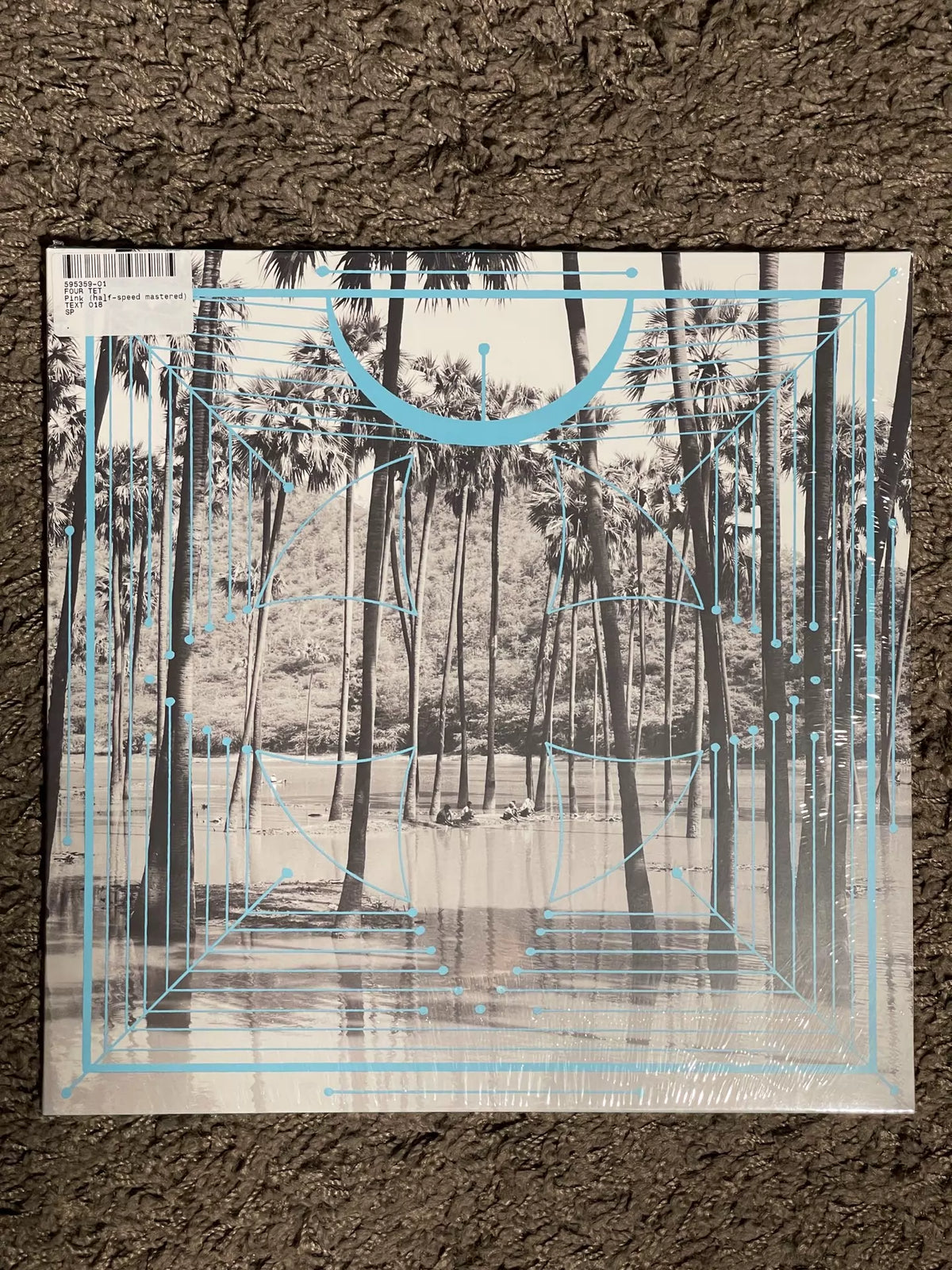 Four Tet – Pink – Half-Speed Mastered (2LP) – photo 2