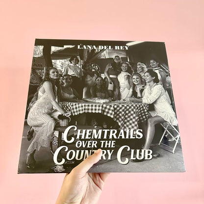 Lana Del Rey – Chemtrails Over The Country Club – Grey Vinyl with Signed Art Card – photograph 2