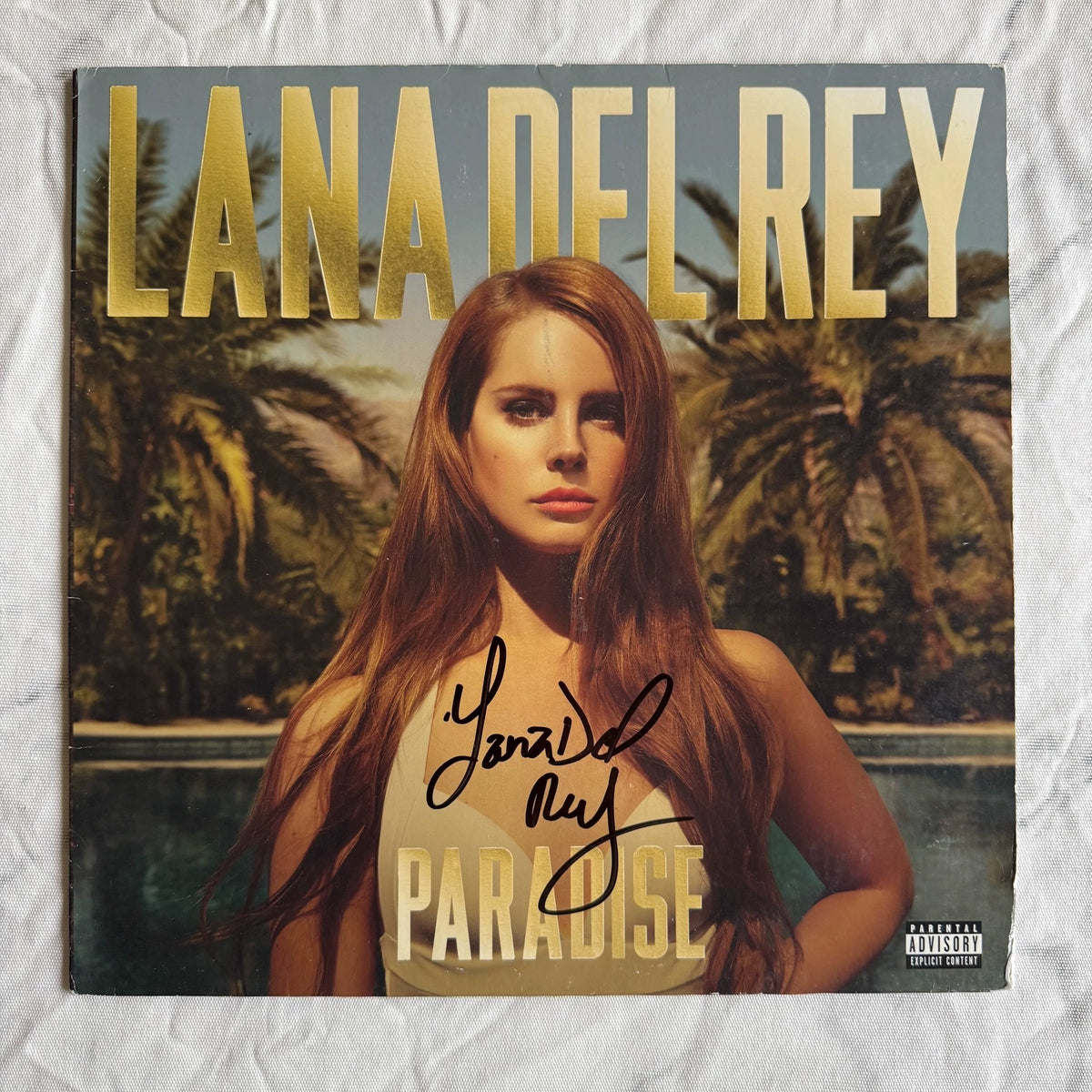 Lana Del Rey – Paradise – Signed Vinyl Sleeve – photograph 1