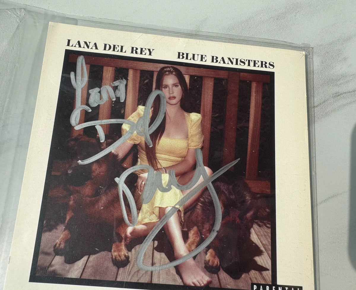 Lana Del Rey – Blue Banisters – Silver Signed Art Card – photograph 1