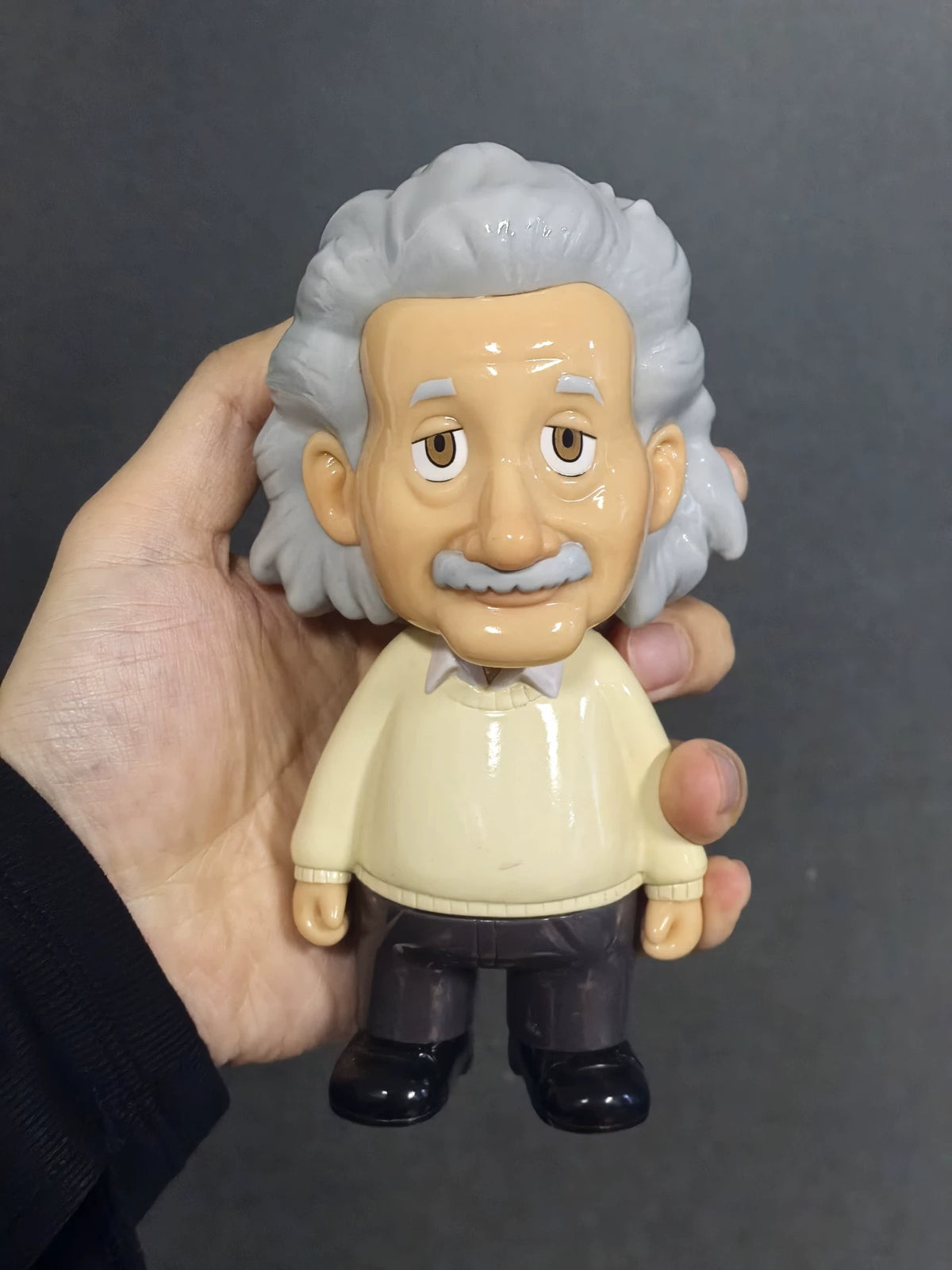 H2W – Albert Einstein Sofubi Figure – 2014, 15 cm – photograph 1